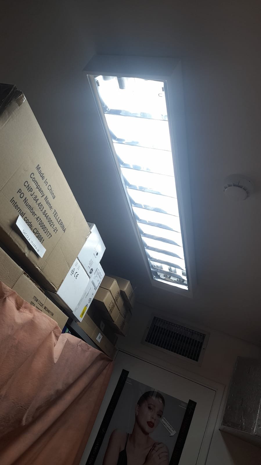 Instalação de luminária LED teto em Presidente Prudente — RENOVALAR